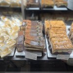 CAFE AUX BACCHANALES - 