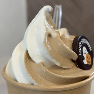 口コミ一覧 : そふとくりーむ屋 ななふく - 東本願寺前/ソフトクリーム