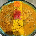 スパイシーカリーハウス 銀座半月 - 