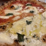 ピッツェリア ラ ジネストラ - 