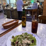 PIZZERIA CAPOLI - ランチサラダ　150円、セットドリンク