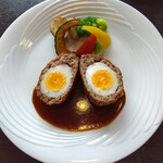 ピーノ - 料理写真:Aコースの おすすめ料理　スコッチエッグ