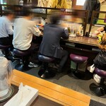 東京駅 斑鳩 - 店内〜