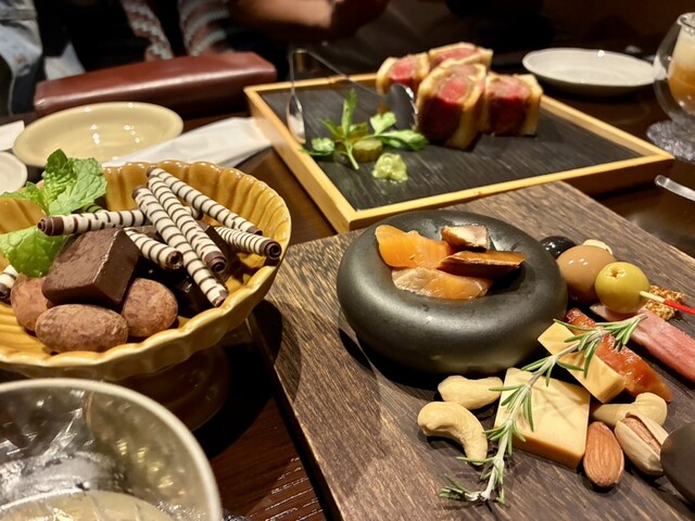 Suntory Bar &amp; Dining Kitashinchi Suikyo Tei photo 3