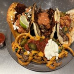 ブルー エントランス キッチン - 