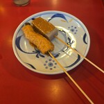 本格手打うどん おか泉 - おでん(コボウ天、こんにゃく)(*‘ω‘ *)