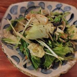 ししまる - ひじきとパクチーのサラダ