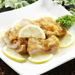 Deep-fried young chicken (with special lemon sauce/special delicious sauce)