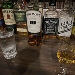 ウィスキー アンド オールド ミュージック バー オー ベイビー - 