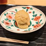 富小路 やま岸 - 蟹の揚げ真丈、焼き茄子の餡