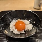 富小路 やま岸 - 卵黄がけごはん