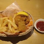 コメダ珈琲店 - その後ほどなくして「ポテチキ」680円が登場！