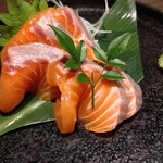 天海 刈谷駅前店 - サーモンの刺身