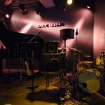 シンジュク・ピット・イン - 