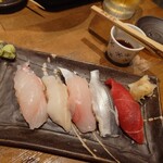 すし酒場 さんじ - お任せ握り5種盛り