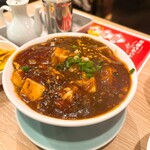 鶏中華 ヤンヤン飯店 - 