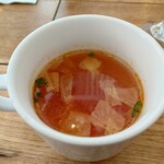 484cafe - 野菜たっぷりなコンソメスープ