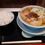 新橋ニューともちんラーメン 川崎駅前店 - 