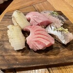 ほぼ上野 オスシマチ - 