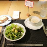 ビストロ モン・ルー - 