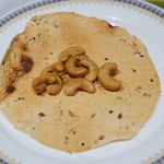 オリエンタルラージ - パパド &カシューナッツ