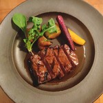 ザ タヴァン グリル＆ラウンジ - 