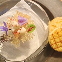 ザ タヴァン グリル＆ラウンジ - 