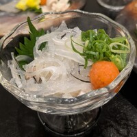 泳ぎとらふぐ活蟹料理 あじ平 - 皮湯引き