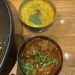 SPICY CURRY 魯珈 - (プチカレー)ラムと舞茸カレー、かぼちゃのエリセリ