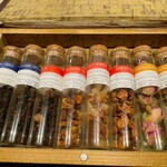 L'ESSOR - 紅茶3、フルーツ茶3、ハーブ茶2