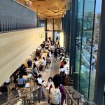 スターバックス リザーブ ロースタリー トウキョウ - ※１Ｆ→２Ｆ‍♀️から見える→→１Ｆ玄関までの様子