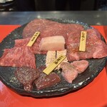 焼肉赤身にくがとう - 