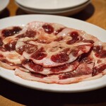 炭火焼肉ホルモン まるは - 