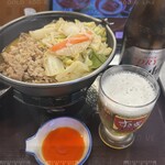 すき家 - 料理写真:牛胡麻麻辣湯肉増し＆瓶ビール　1650円