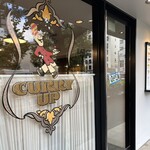 カリーアップ - ウィンドウに描かれたデザインがいいですね、お店のマスコットキャラクター、クミン（CUMIN）さんがインパクトあります☺️