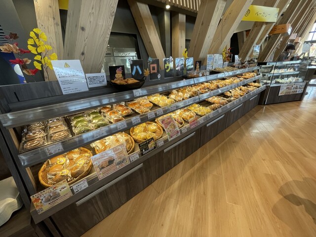 道の駅おおえ「コラマガセ」左沢パン店 &ndash; 山形・手作りパンとスイーツの魅力