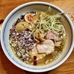 虎一番 - 塩+煮たまご+タマネギ