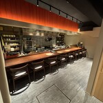 食堂さいと右 - 店内風景　カウンター席