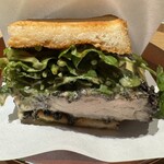 食堂さいと右 - チキンカツサンド