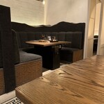 焼肉 LAVA29 - ウッド　高級感