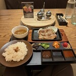 焼肉 LAVA29 - ポークステーキ、Aセット