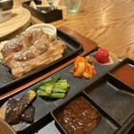 焼肉 LAVA29 - 惣菜4種