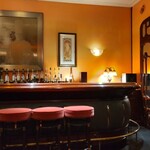 メゾン ポール・ボキューズ - 店内内装