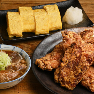 からあげ・煮込み・玉子焼き。お酒が進む自慢の逸品