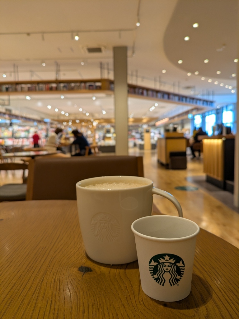 写真 : スターバックスコーヒー TSUTAYA BOOKSTORE AIZU店 （STARBUCKS