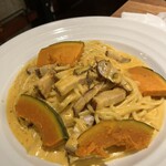 NATURA MARKET - かぼちゃのクリームパスタ　1,200円