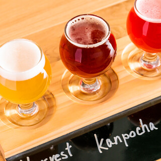 常時10種類以上！全国各地のクラフトビールをタップで楽しむ