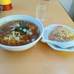 丸信中華そば - 料理写真:
