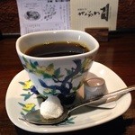 根っこ - 洒落たカップのコーヒー