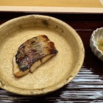 木佐貫 - 焼き魚はカイワリ（鯵の仲間）